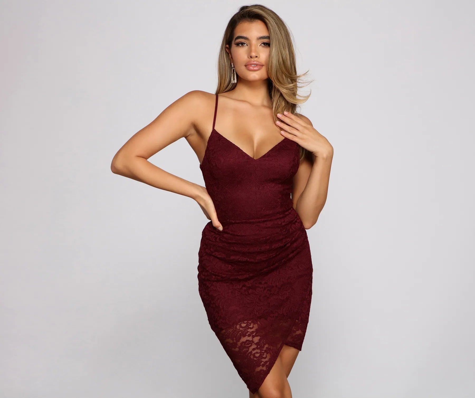 Mini dresses with puff sleeves for a vintage look Lace Beauty Asymmetrical Mini Dress Mini dresses with puff sleeves for a vintage look Lace Beauty Asymmetrical Mini Dress