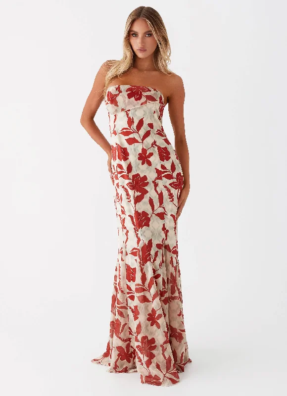 Crochet Casual Dresses for a Handmade Appeal​ Willa Maxi Dress - Red Green Floral