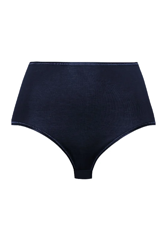 Women's travel - friendly briefs for easy packing Cotton Seamless Full Brief | Deep Navy 71625-1610 Women's travel - friendly briefs for easy packing Cotton Seamless Full Brief | Deep Navy 71625-1610
