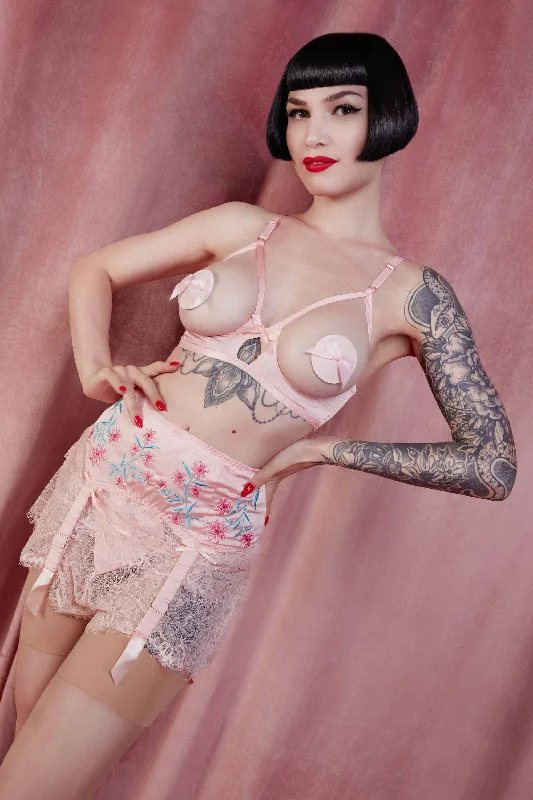 Non wired sleep bras with a scoop neck​ Doris Peach Cupless Stitch Detail Bra