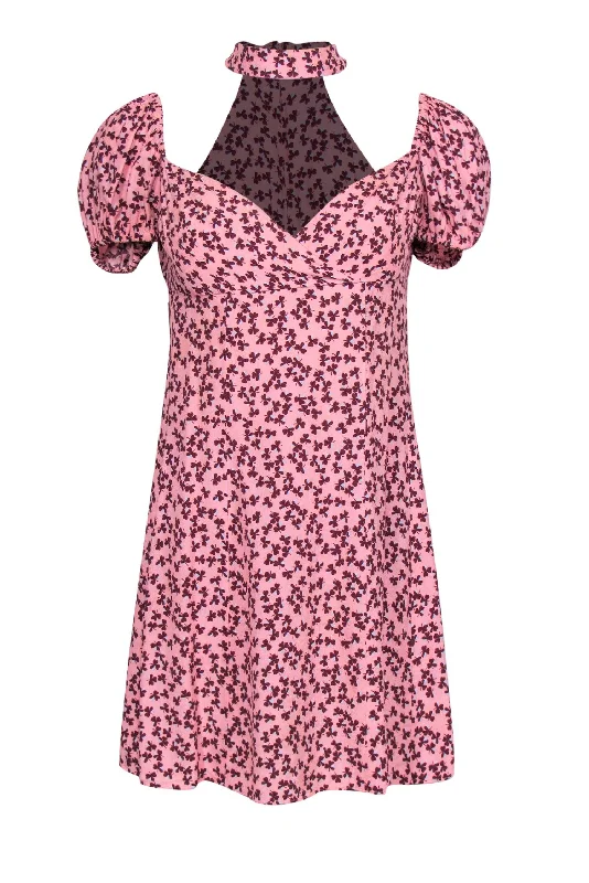 Lace - Embellished Women Dress for an Elegant and Sophisticated Appearance Lace - Embellished Women Dress for an Elegant and Sophisticated Appearance Alexis - Pink, Maroon, & Blue Clover Print Puff Sleeve Mini Dress w/ Front Cutout Sz S Lace - Embellished Women Dress for an Elegant and Sophisticated Appearance Lace - Embellished Women Dress for an Elegant and Sophisticated Appearance Alexis - Pink, Maroon, & Blue Clover Print Puff Sleeve Mini Dress w/ Front Cutout Sz S