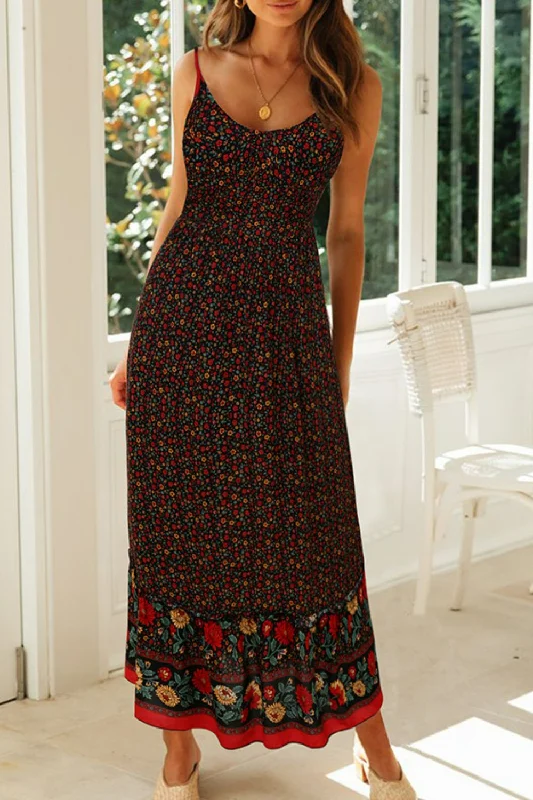 Halter Neck Women Dress to Show Off the Shoulders and Neckline Halter Neck Women Dress to Show Off the Shoulders and Neckline Bohemian Maxi Dress
