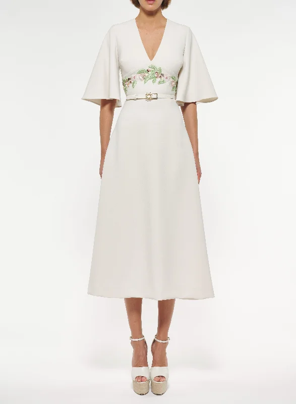 Plus Size Women Dress with a Flattering A - Line Cut for Comfort and Style Plus Size Women Dress with a Flattering A - Line Cut for Comfort and Style Embroidered Midi Dress Plus Size Women Dress with a Flattering A - Line Cut for Comfort and Style Plus Size Women Dress with a Flattering A - Line Cut for Comfort and Style Embroidered Midi Dress