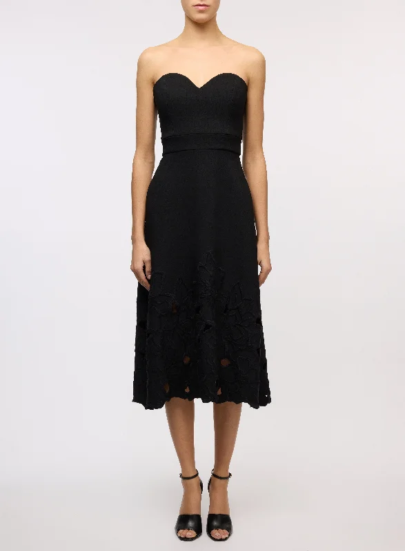 Plus Size Women Dress with a Flattering A - Line Cut for Comfort and Style Plus Size Women Dress with a Flattering A - Line Cut for Comfort and Style Heart-Shaped Strapless Dress Plus Size Women Dress with a Flattering A - Line Cut for Comfort and Style Plus Size Women Dress with a Flattering A - Line Cut for Comfort and Style Heart-Shaped Strapless Dress