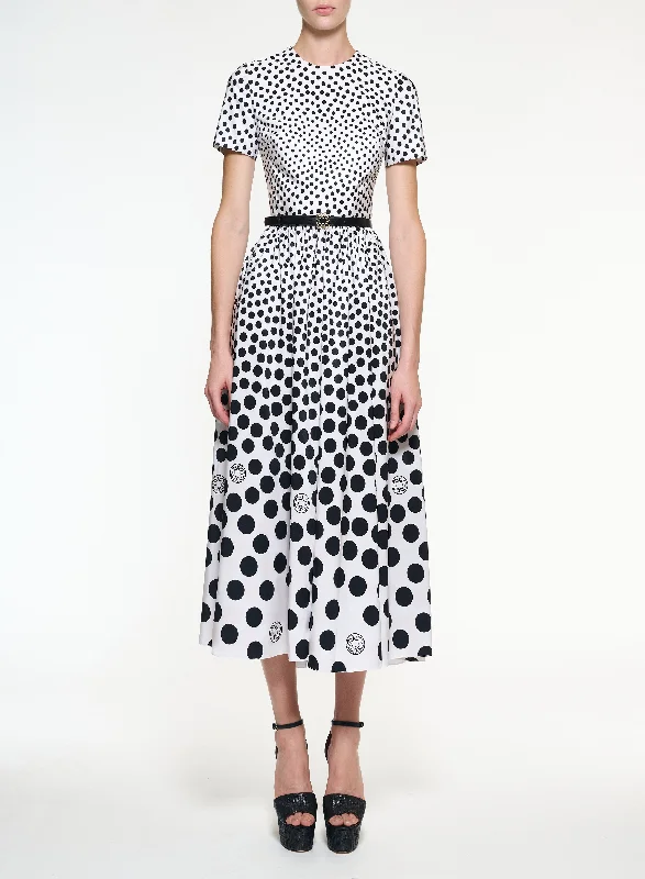 Empire Waist Women Dress to Accentuate the Bust and Conceal the Waist Empire Waist Women Dress to Accentuate the Bust and Conceal the Waist Moon Printed Taffeta Dress Empire Waist Women Dress to Accentuate the Bust and Conceal the Waist Empire Waist Women Dress to Accentuate the Bust and Conceal the Waist Moon Printed Taffeta Dress