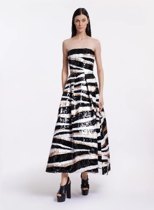 Maxi Women Dress with Floral Print for a Bohemian Vibe Maxi Women Dress with Floral Print for a Bohemian Vibe Strapless Sequin Dress Maxi Women Dress with Floral Print for a Bohemian Vibe Maxi Women Dress with Floral Print for a Bohemian Vibe Strapless Sequin Dress