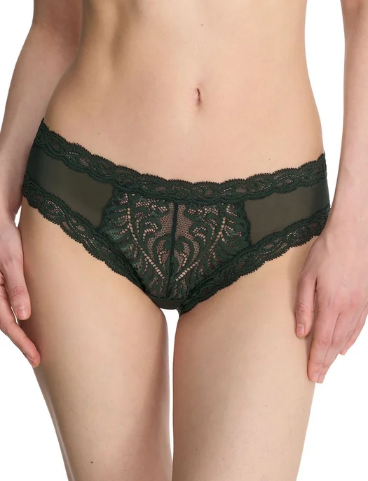 Shaper with a slimming effect on thighs​ Natori Bra Feathers Hipster