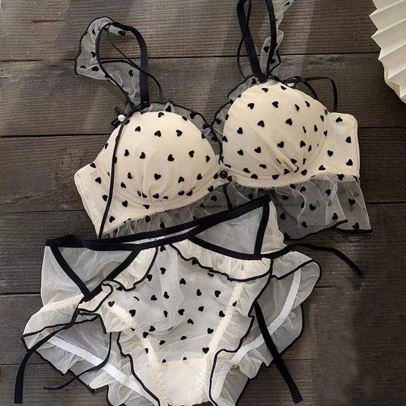 Sports underwire wired bras for high - impact activities New High-Quality Black Heart Embroidered Push-Up Bra with Cute Lace Panty Set 2007 Sports underwire wired bras for high - impact activities New High-Quality Black Heart Embroidered Push-Up Bra with Cute Lace Panty Set 2007