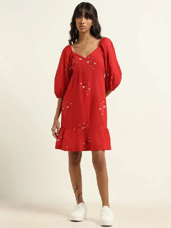Women's two - piece pant set Ripped women jeans for a rebellious and fashion - forward style Bombay Paisley Red Cotton A-Line Dress Women's two - piece pant set Ripped women jeans for a rebellious and fashion - forward style Bombay Paisley Red Cotton A-Line Dress