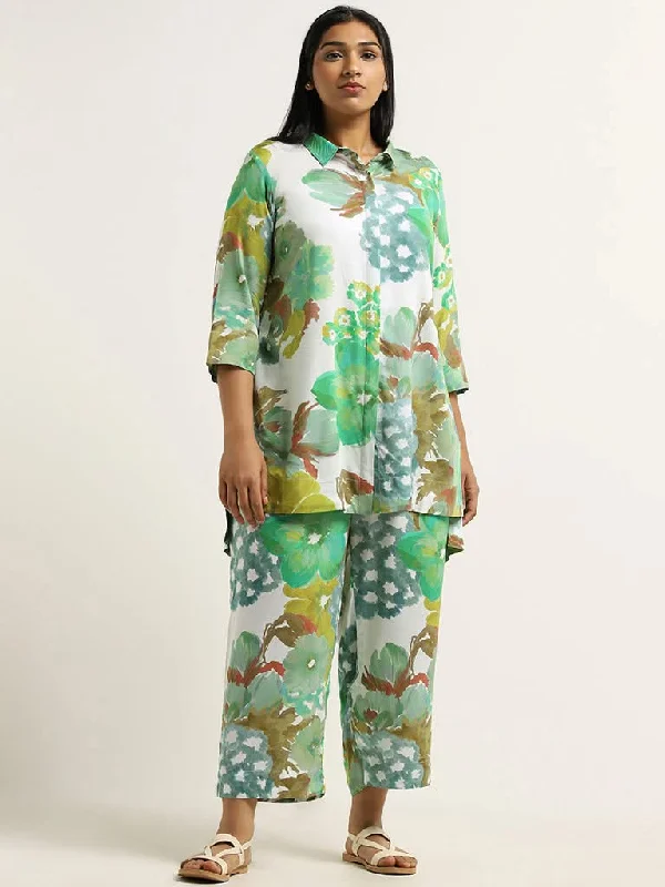 Women's pants for job interviews Skinny women jeans with a form - fitting design Diza Green Floral Printed Tunic