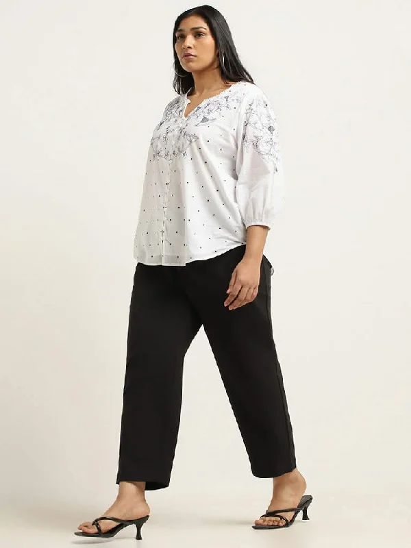Women's pants for office meetings High - waisted women jeans for a flattering silhouette Gia Black Solid Trousers Women's pants for office meetings High - waisted women jeans for a flattering silhouette Gia Black Solid Trousers