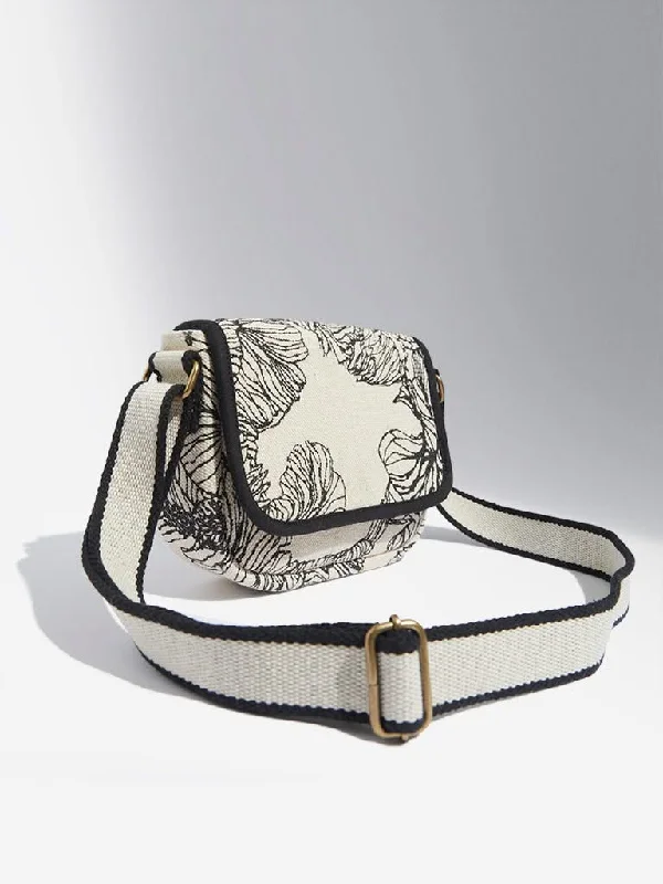 Women's on - sale casual pants Light - wash women jeans for a fresh and summery appearance LOV Black & White Floral Sling Bag Women's on - sale casual pants Light - wash women jeans for a fresh and summery appearance LOV Black & White Floral Sling Bag