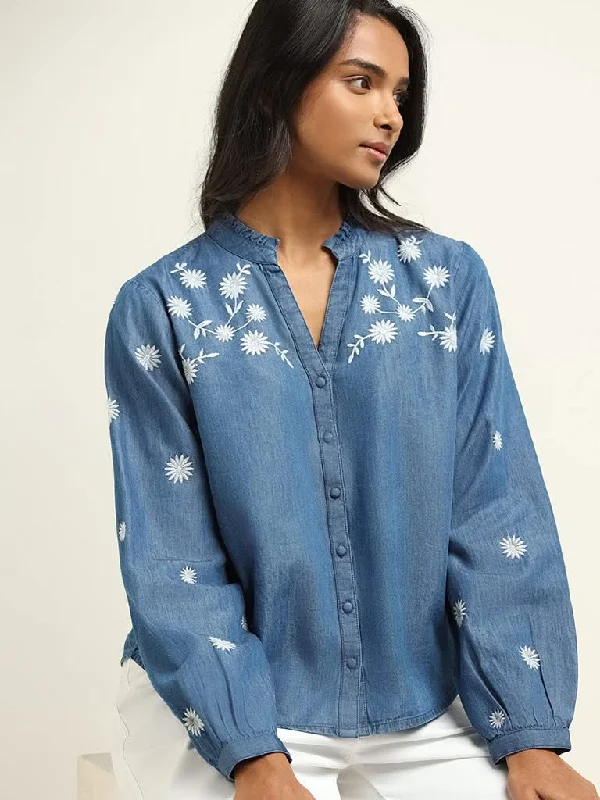 Women's pants for family gatherings Embroidered women jeans with intricate patterns LOV Blue Denim Top Women's pants for family gatherings Embroidered women jeans with intricate patterns LOV Blue Denim Top
