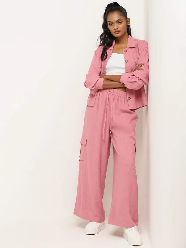 Women's embroidered ethnic pants Ripped women jeans for a rebellious and fashion - forward style LOV Light Pink Blended Linen Wide Cargos Women's embroidered ethnic pants Ripped women jeans for a rebellious and fashion - forward style LOV Light Pink Blended Linen Wide Cargos