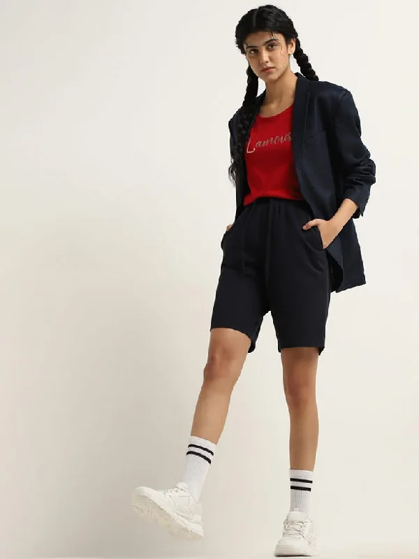 Women's pants for job interviews Skinny women jeans with a form - fitting design LOV Red Printed Cotton T-Shirt Women's pants for job interviews Skinny women jeans with a form - fitting design LOV Red Printed Cotton T-Shirt