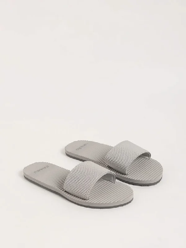 Women's tie - dye festival pants Straight - leg women jeans with a classic and timeless appeal LUNA BLU Grey Textured Flip-Flop Women's tie - dye festival pants Straight - leg women jeans with a classic and timeless appeal LUNA BLU Grey Textured Flip-Flop