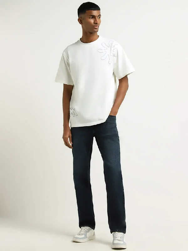 Women's embroidered ethnic pants Ripped women jeans for a rebellious and fashion - forward style Nuon Dark Blue Straight - Fit Mid - Rise Jeans Women's embroidered ethnic pants Ripped women jeans for a rebellious and fashion - forward style Nuon Dark Blue Straight - Fit Mid - Rise Jeans