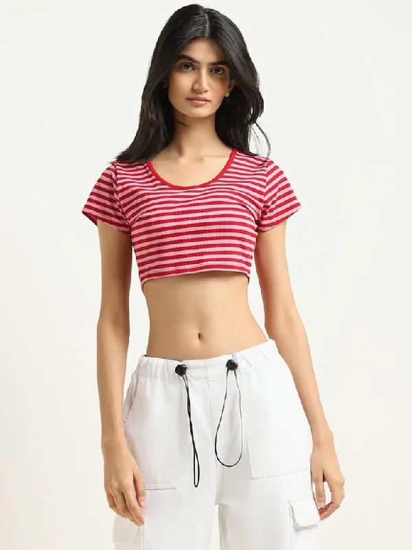 Women's polyester workout pants Button - fly women jeans with a traditional touch Nuon Pink Striped Cotton Crop Top Women's polyester workout pants Button - fly women jeans with a traditional touch Nuon Pink Striped Cotton Crop Top