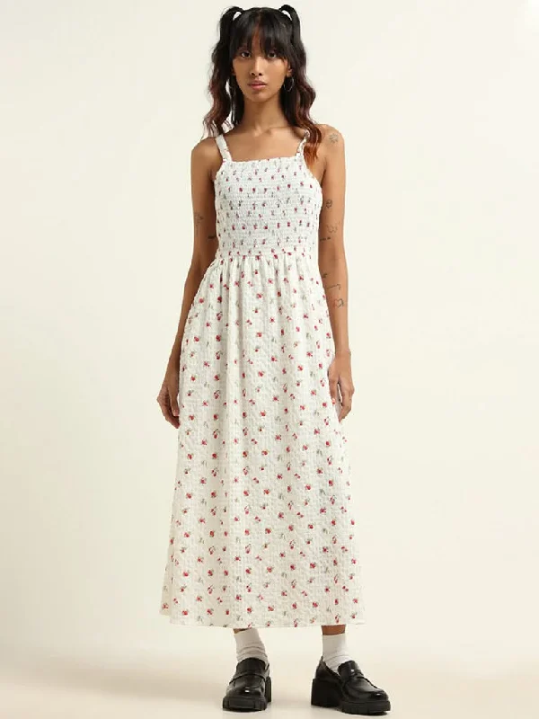 Women's pants for garden parties Colored women jeans in vibrant hues like red and yellow Nuon White Smocked Cotton Dress Women's pants for garden parties Colored women jeans in vibrant hues like red and yellow Nuon White Smocked Cotton Dress