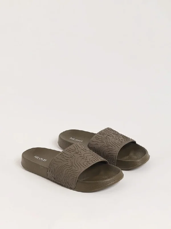 Women's pants with stretch panels Light - wash women jeans for a fresh and summery appearance SOLEPLAY Brown Flip Flop Women's pants with stretch panels Light - wash women jeans for a fresh and summery appearance SOLEPLAY Brown Flip Flop