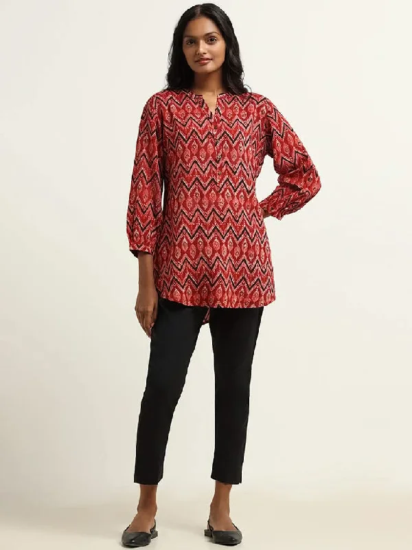 Women's tassel - adorned boho pants Embellished women jeans with studs or rhinestones for a glamorous touch Utsa Red Printed Kurti Women's tassel - adorned boho pants Embellished women jeans with studs or rhinestones for a glamorous touch Utsa Red Printed Kurti