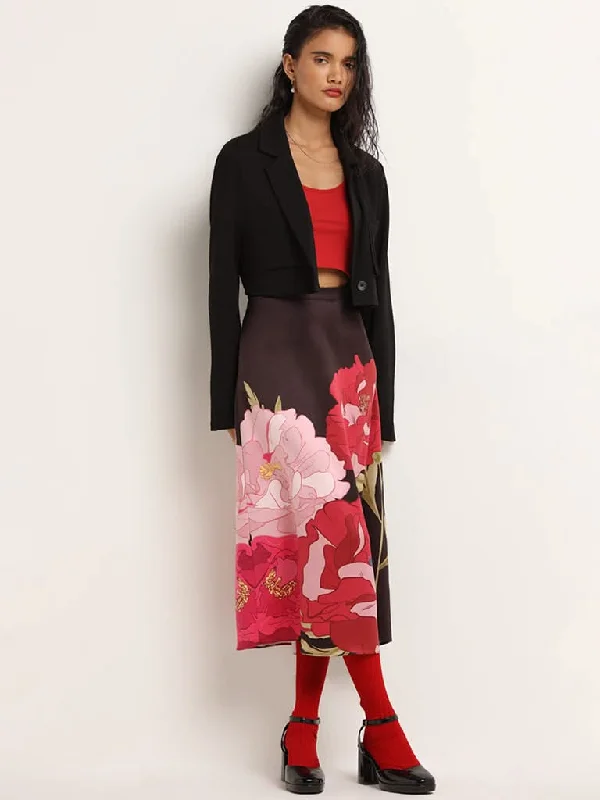 Women's pants for travel Embellished women jeans with studs or rhinestones for a glamorous touch Wardrobe Black Printed Skirt Women's pants for travel Embellished women jeans with studs or rhinestones for a glamorous touch Wardrobe Black Printed Skirt
