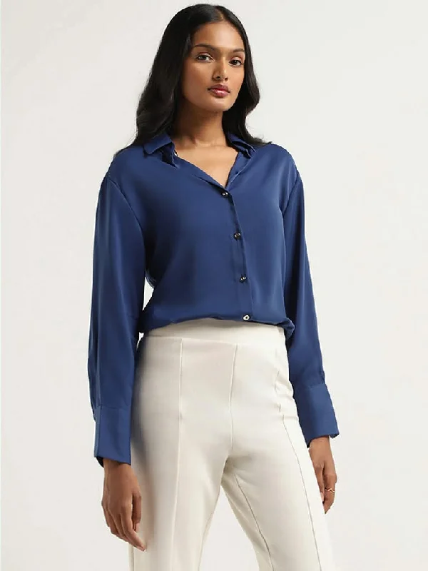 Women's velvet party pants Embellished women jeans with studs or rhinestones for a glamorous touch Wardrobe Blue Plain Shirt Women's velvet party pants Embellished women jeans with studs or rhinestones for a glamorous touch Wardrobe Blue Plain Shirt