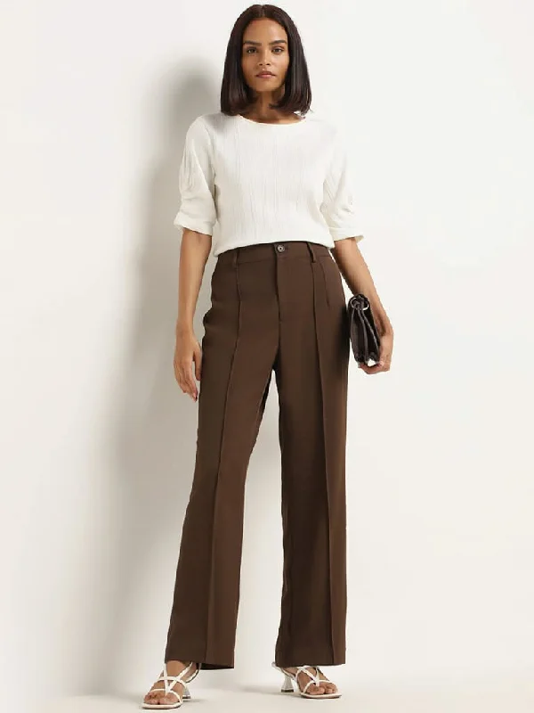 Women's expensive designer pants Dark - wash women jeans for a sophisticated and slimming effect Wardrobe Brown Solid Trousers Women's expensive designer pants Dark - wash women jeans for a sophisticated and slimming effect Wardrobe Brown Solid Trousers
