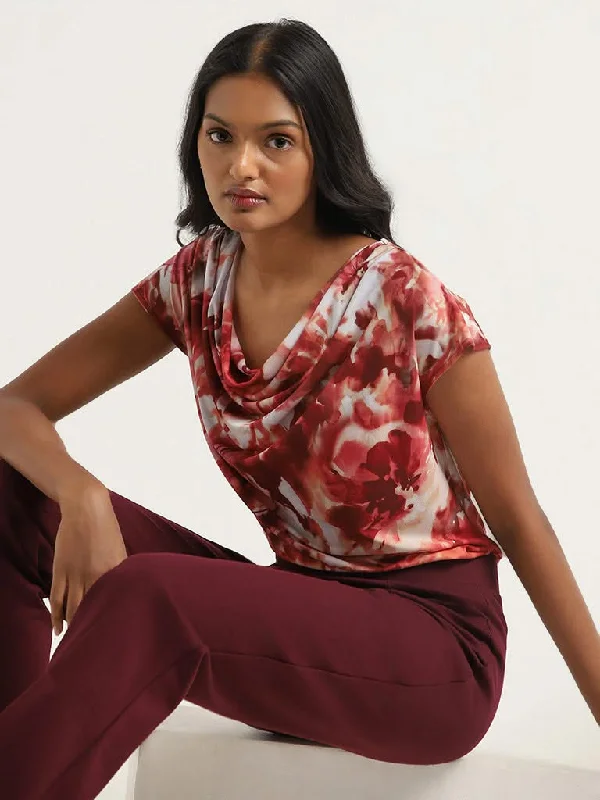 Women's embroidered ethnic pants Ripped women jeans for a rebellious and fashion - forward style Wardrobe Red Abstract Printed Top Women's embroidered ethnic pants Ripped women jeans for a rebellious and fashion - forward style Wardrobe Red Abstract Printed Top