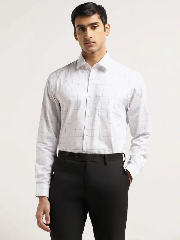 Women's petite - fit skinny pants High - waisted women jeans for a flattering silhouette WES Formals White Checked Cotton Relaxed Fit Shirt Women's petite - fit skinny pants High - waisted women jeans for a flattering silhouette WES Formals White Checked Cotton Relaxed Fit Shirt