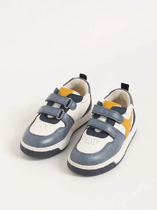 Women's pants with reflective strips Acid - wash women jeans with a retro finish Yellow Blue Double Strap Shoes Women's pants with reflective strips Acid - wash women jeans with a retro finish Yellow Blue Double Strap Shoes