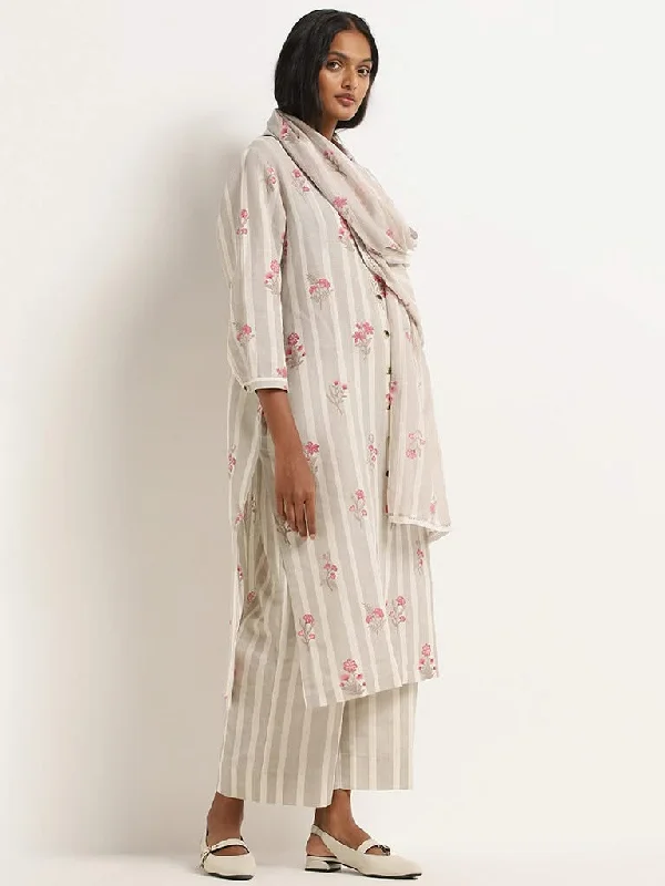 Women's button - fly jeans pants Wide - leg women jeans for a modern and relaxed vibe Zuba Beige Floral Cotton Blend Dupatta Women's button - fly jeans pants Wide - leg women jeans for a modern and relaxed vibe Zuba Beige Floral Cotton Blend Dupatta